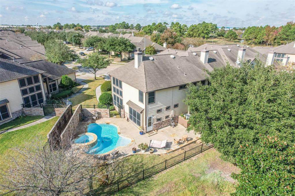10802 Wysall Cliff Court - Photo 1