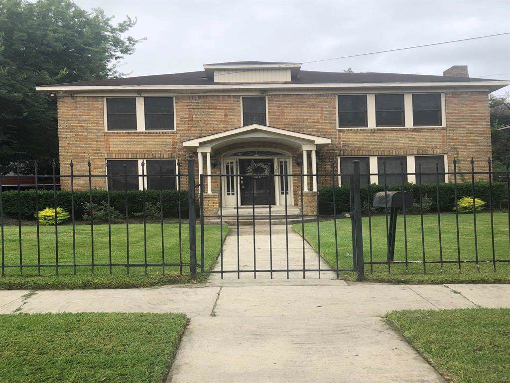 1824 Rosedale Street - Photo 1