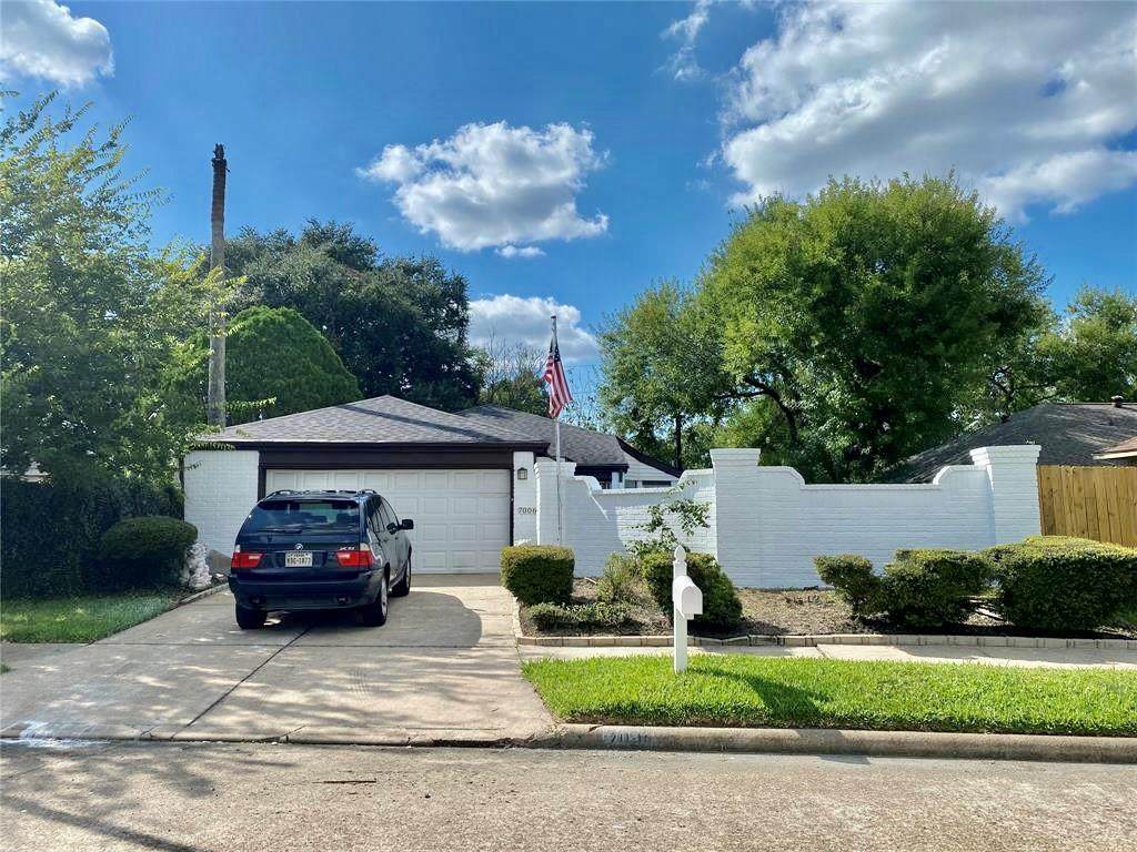 7006 Camino Verde Drive - Photo 1