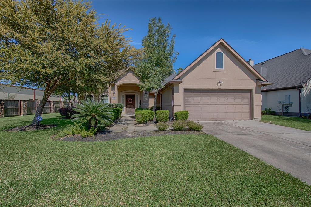 1628 Garden Lakes Drive - Photo 1