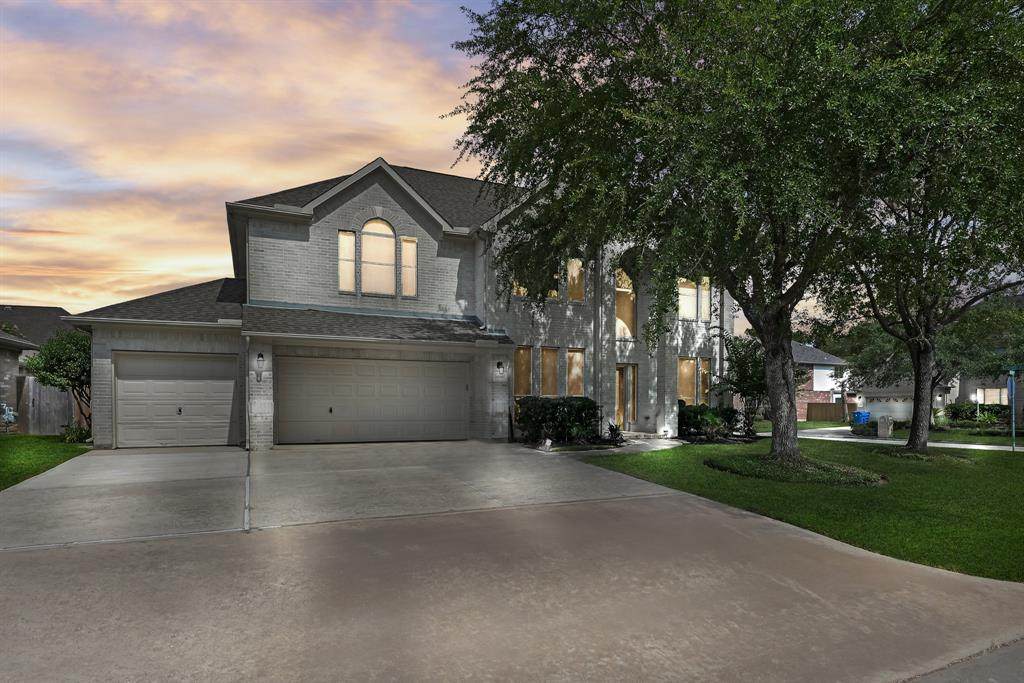 18502 Catamaran Drive - Photo 1
