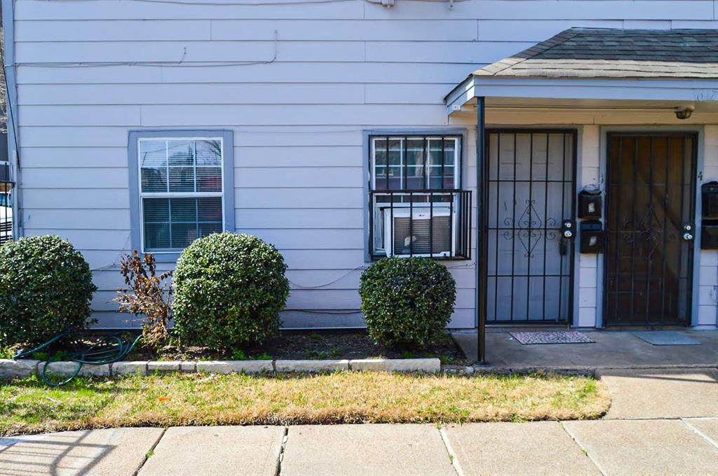 3617 Rosalie Street - Photo 1