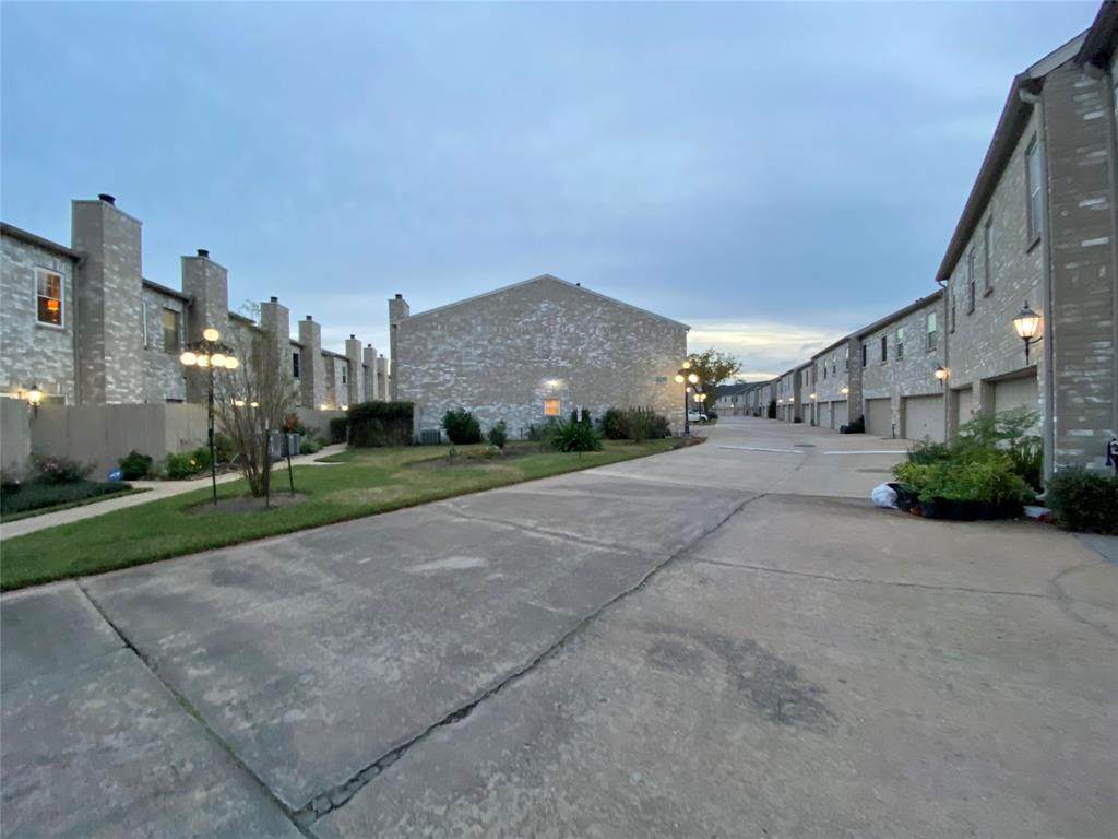 3262 Holly Hall Street - Photo 1