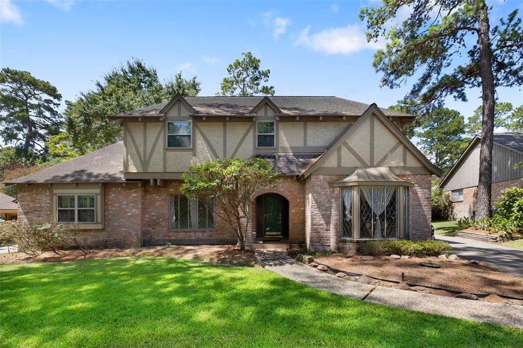 2110 Woodstream Drive - Photo 1