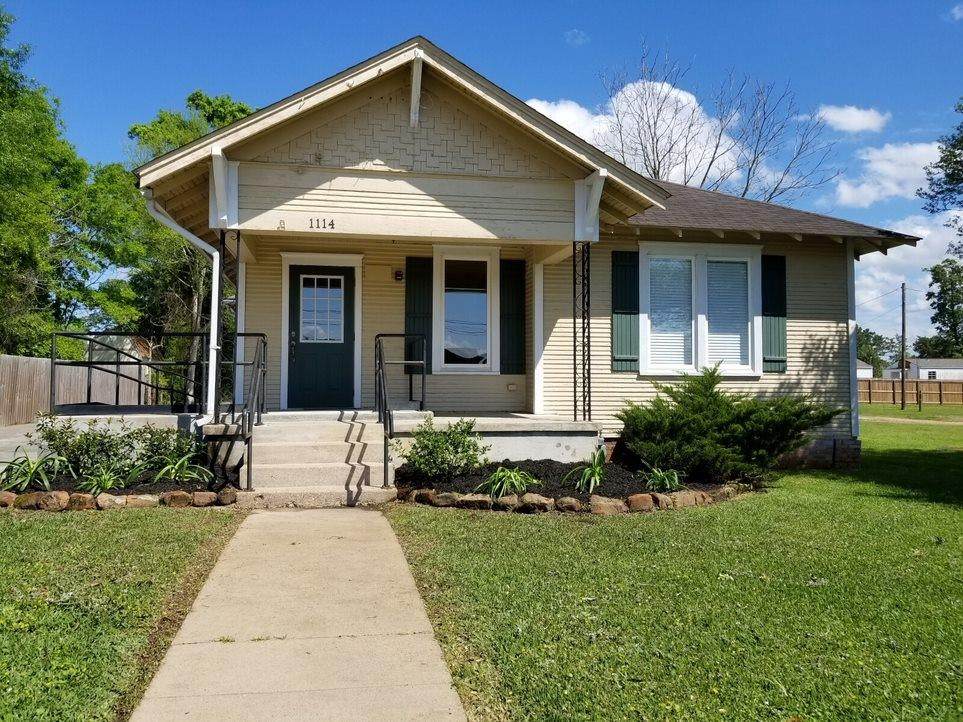 1114 Washington Avenue - Photo 1