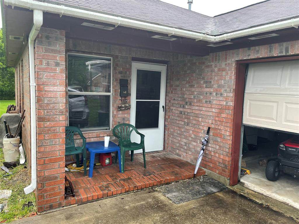 212 2nd Street - Photo 1