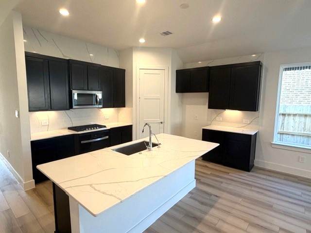 424 Summerset Landing - Photo 1