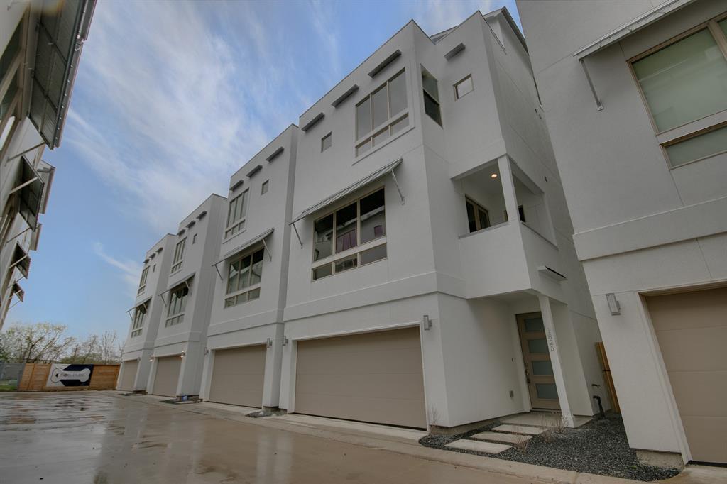 1825 Ennis Street - Photo 1