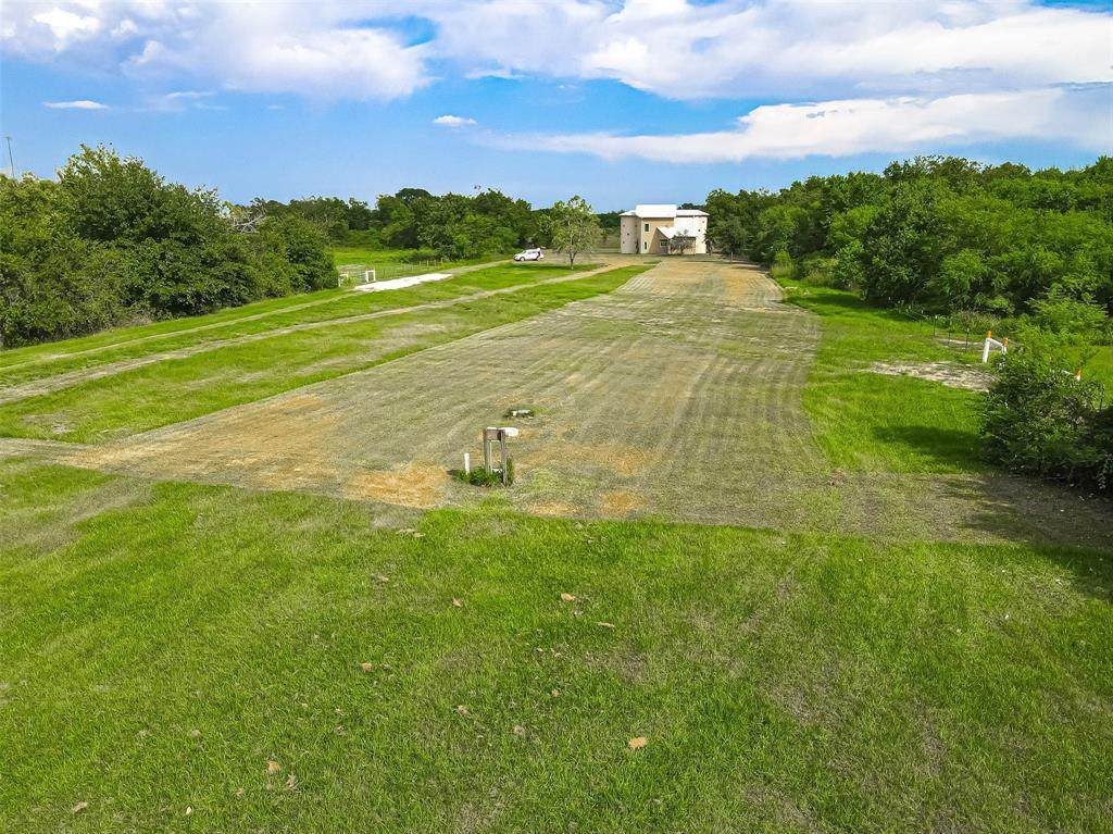 30925 Southwest Freeway - Photo 1