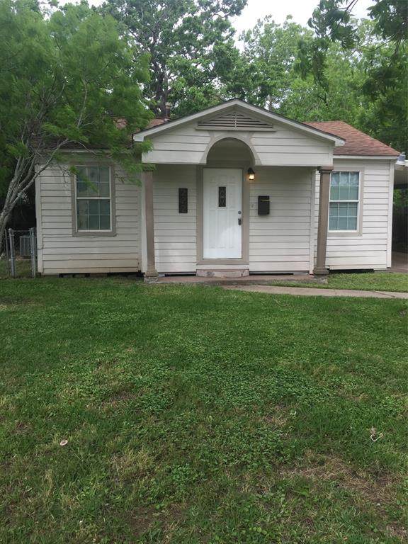 222 Shady Oaks Street - Photo 1