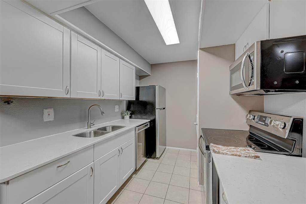 8201 Richmond Avenue - Photo 1