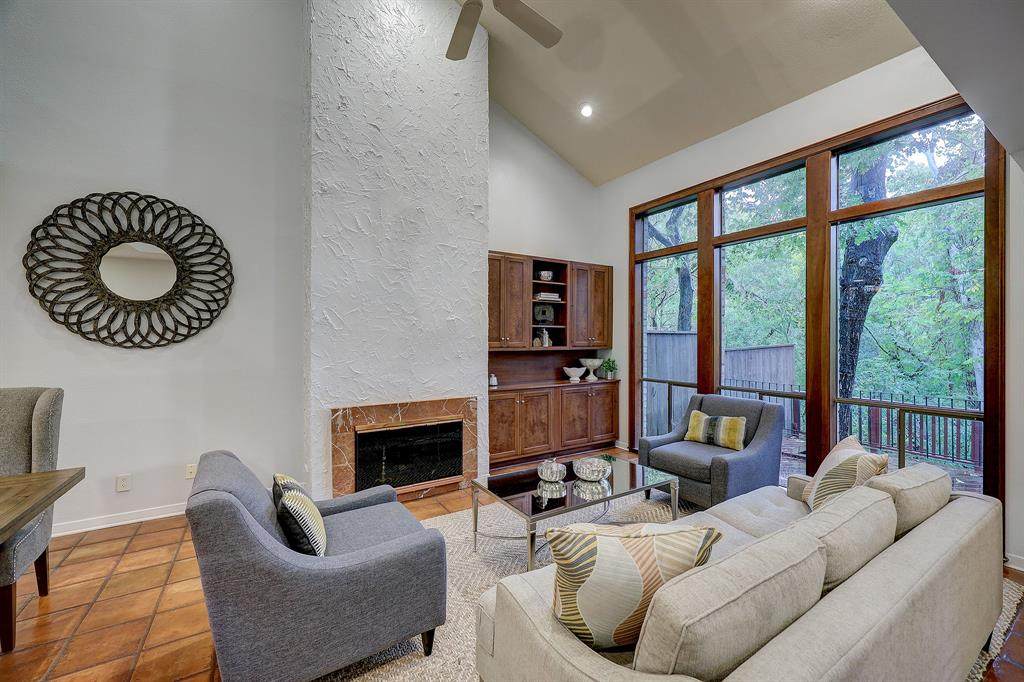 600 Ripple Creek Drive - Photo 1