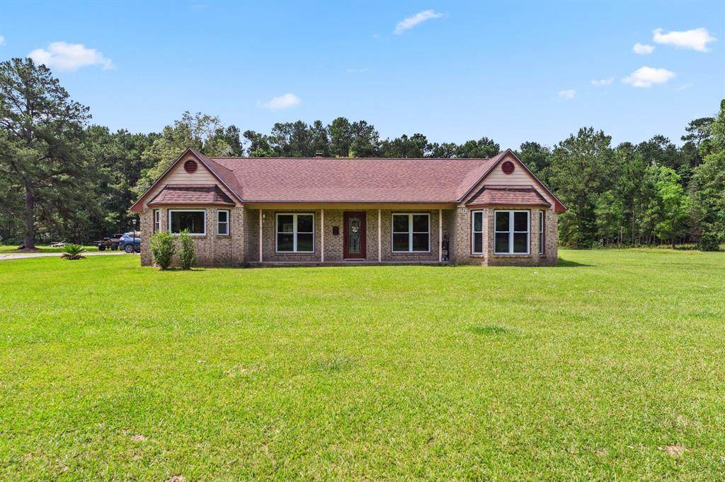 113 County Road 2229 - Photo 1
