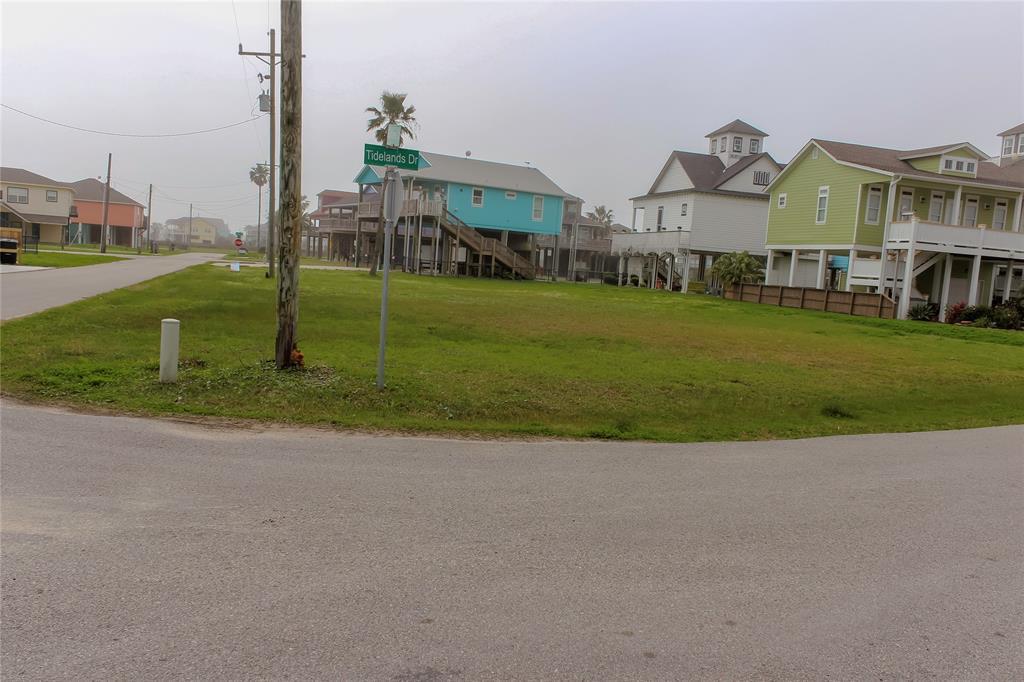 2785 Gulfview Lane - Photo 1