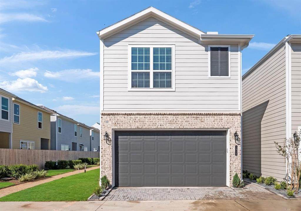 1504 Upland Glen Drive - Photo 1