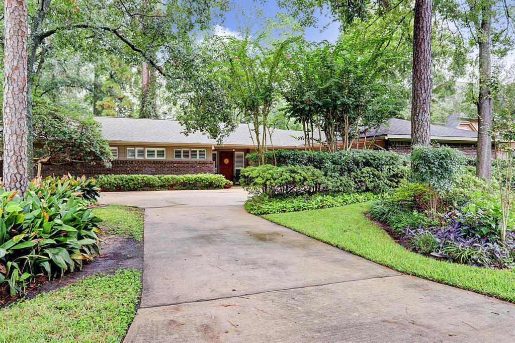 730 Magdalene Drive - Photo 1