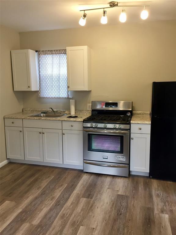 3315 Dovie Dr - Photo 1