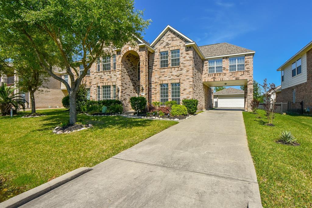 11010 Country Club Green Drive - Photo 1