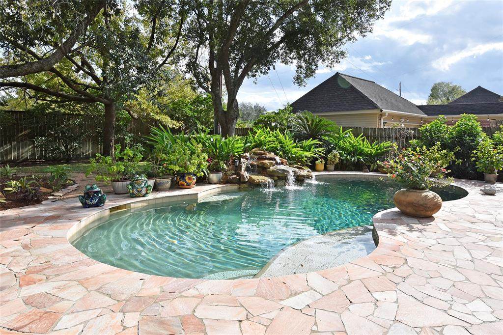 1535 Emerald Green Lane - Photo 1