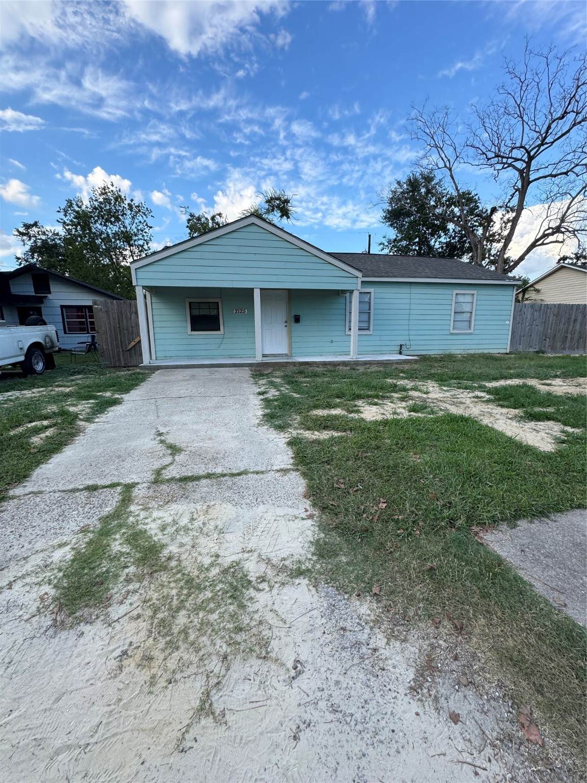 2125 Kingsdale Drive - Photo 1