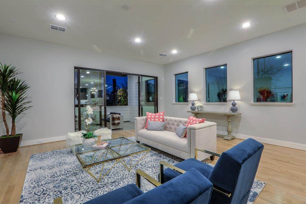 2106 Dunlavy Street - Photo 1