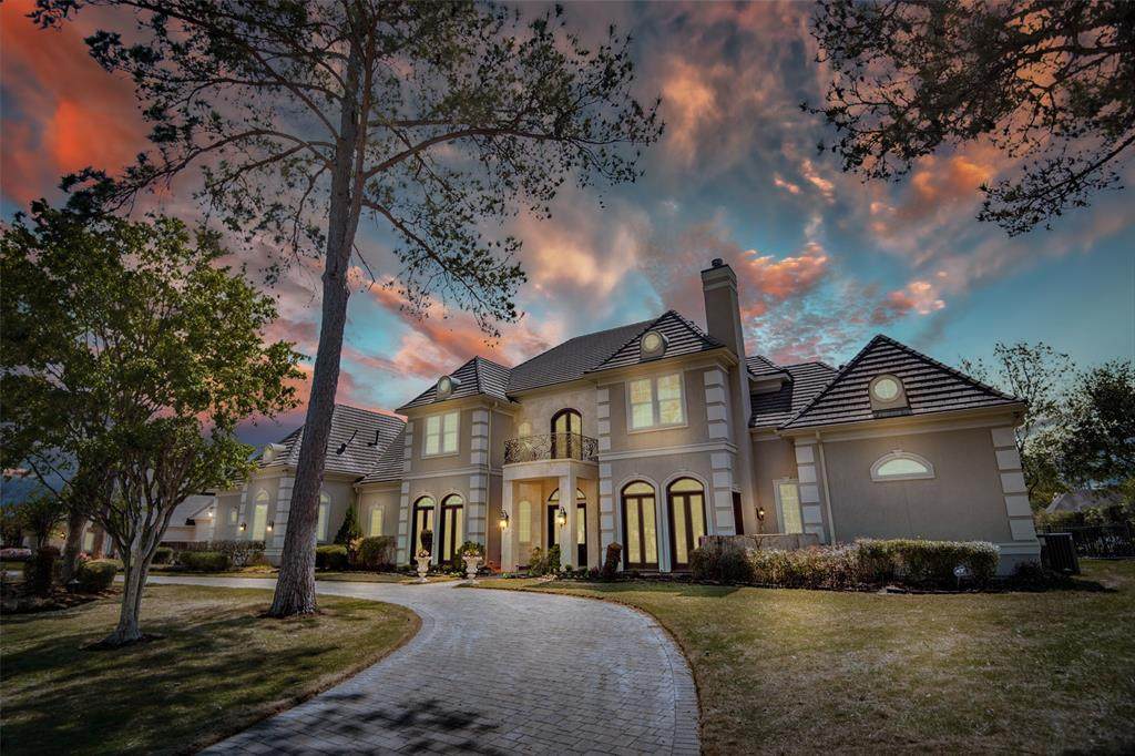 18 Lake Sterling Gate Drive - Photo 1