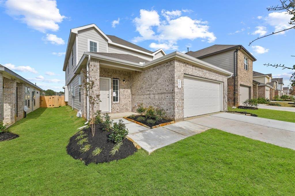 2906 Lawrence Park Court - Photo 1