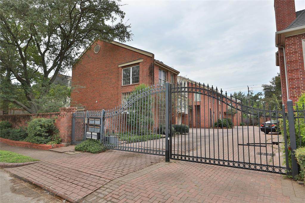 1720 Potomac Drive - Photo 1
