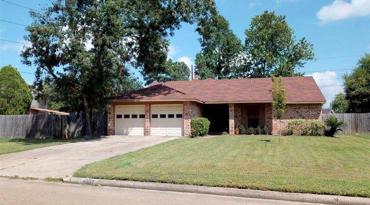 4007 Wintergreen Drive - Photo 1