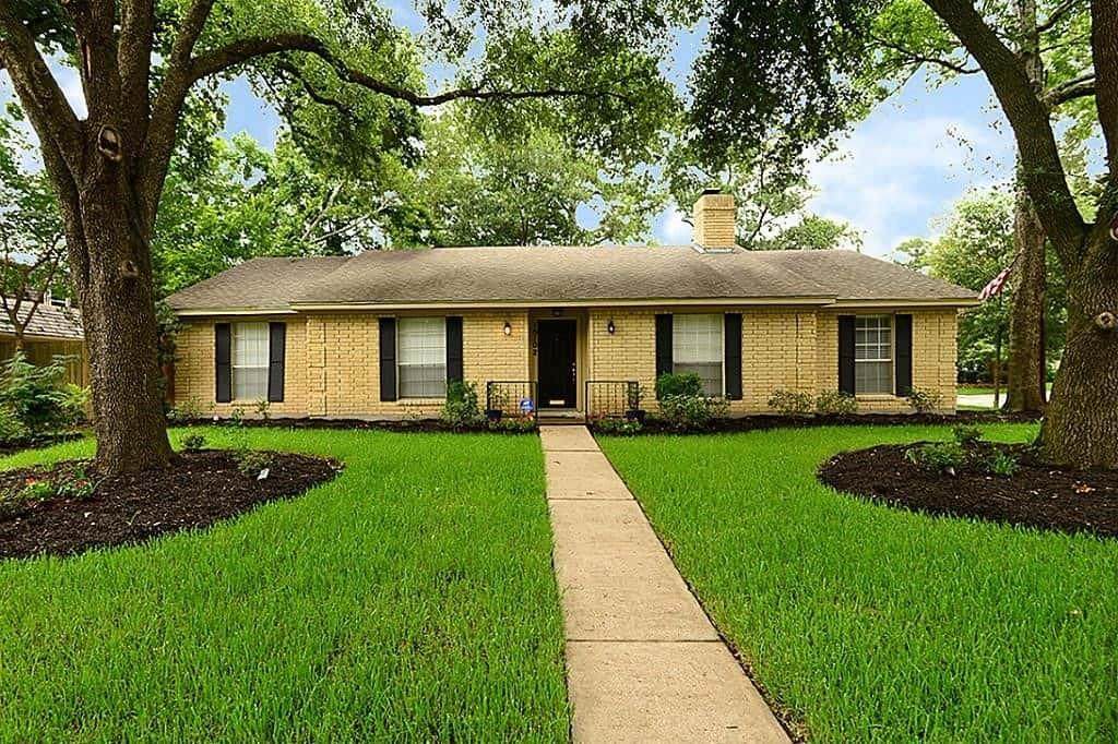 15102 Falling Creek Drive - Photo 1