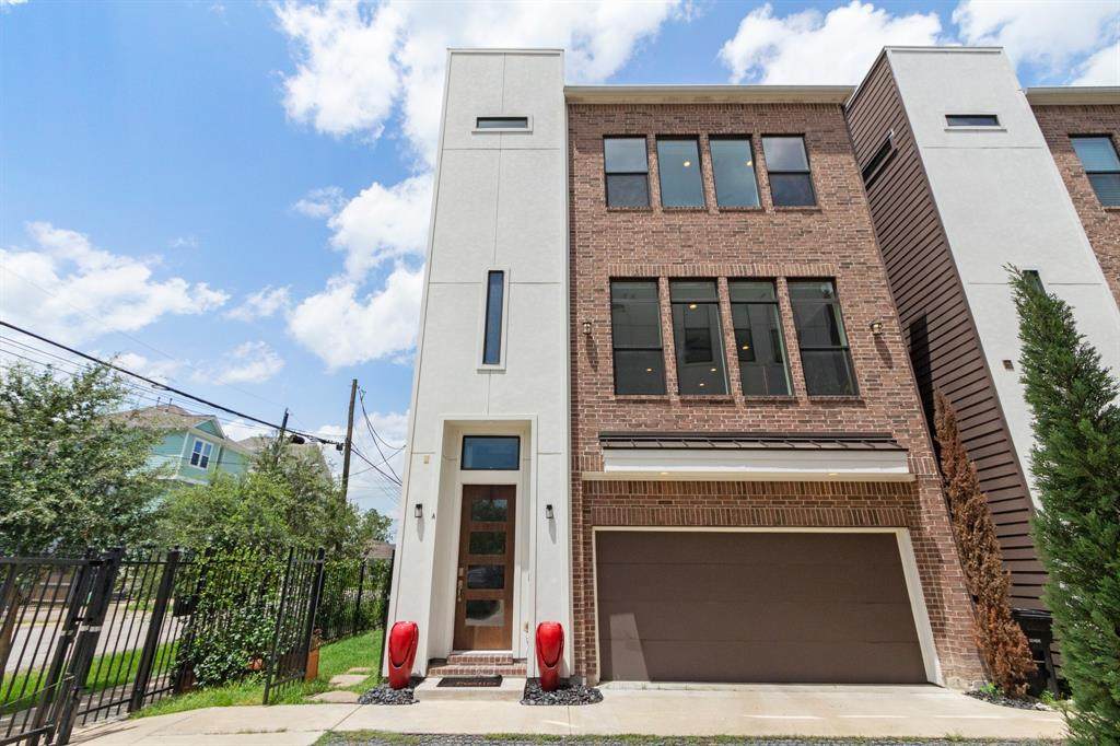 209 Burr Street - Photo 1