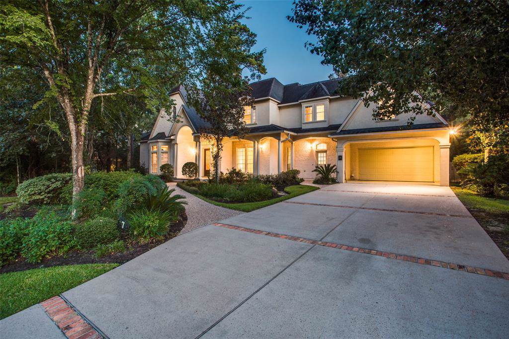 7 Hillock Woods - Photo 1