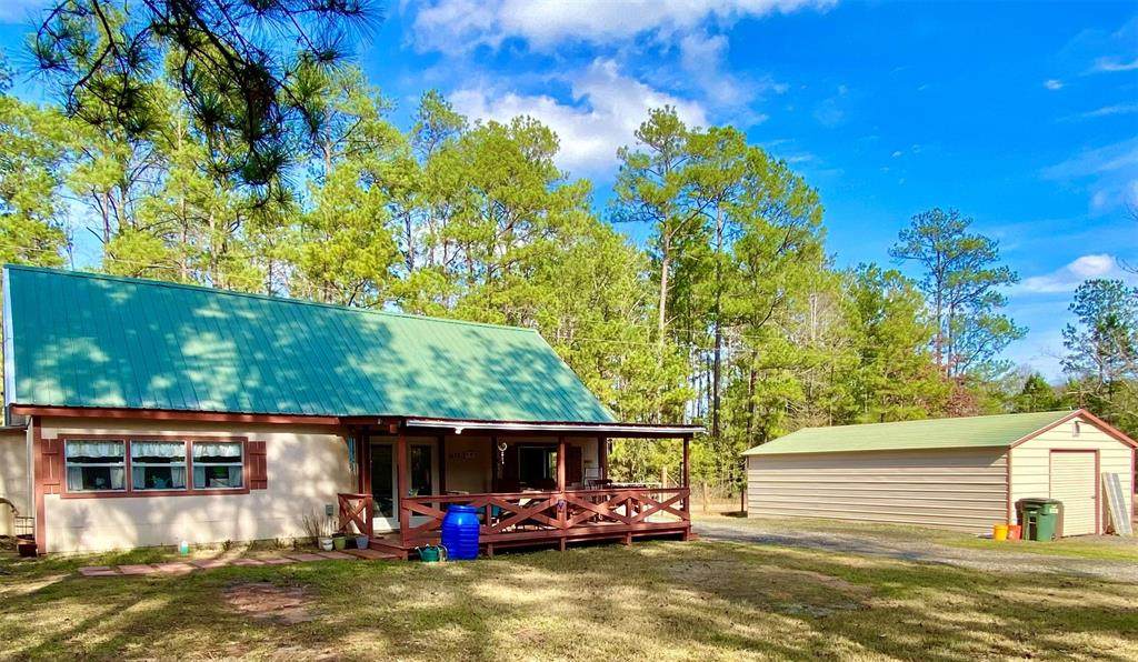 1470 Lakewood Drive - Photo 1