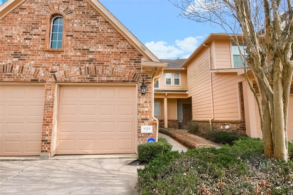 1722 Pepper Hill Lane - Photo 1