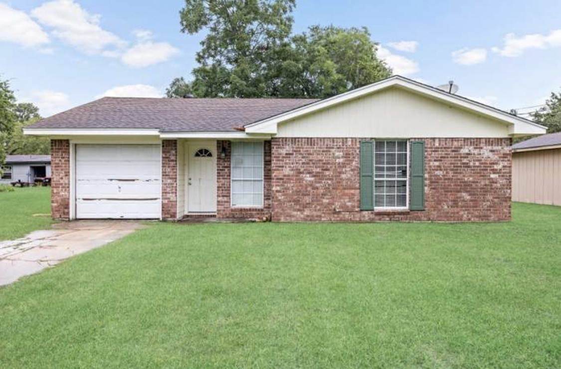 245 Smith Street - Photo 1