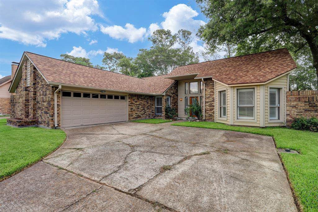 3604 Del Sur Street - Photo 1