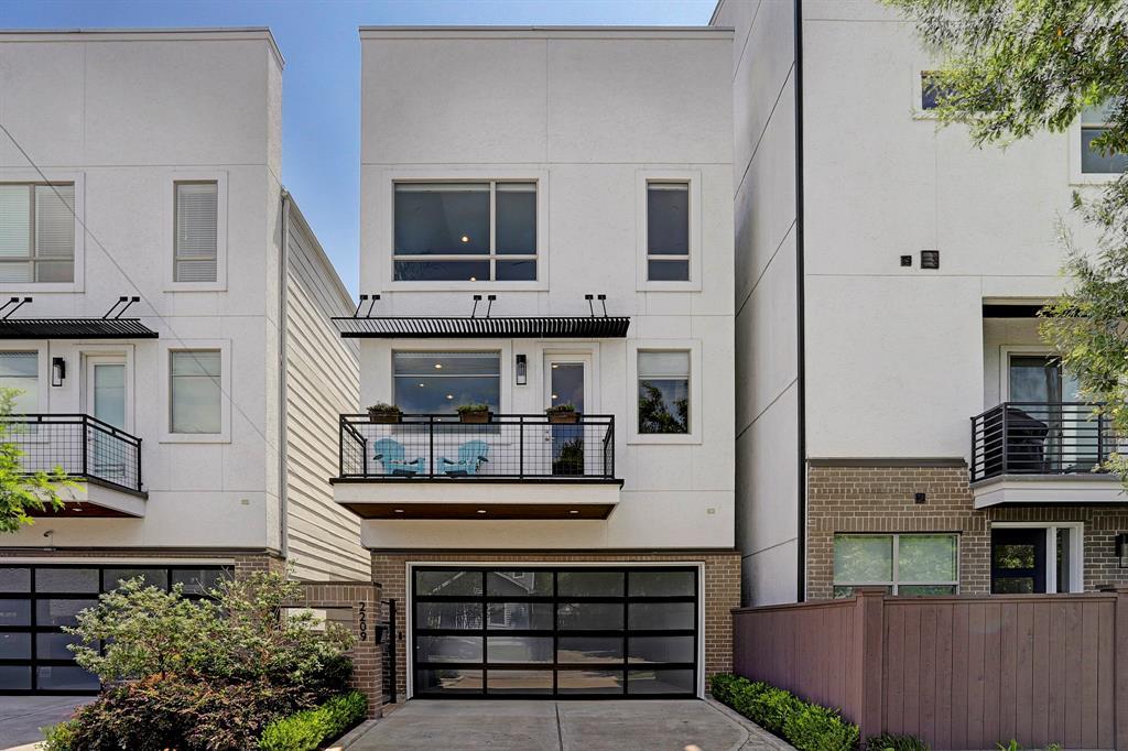 2209 Park Street - Photo 1