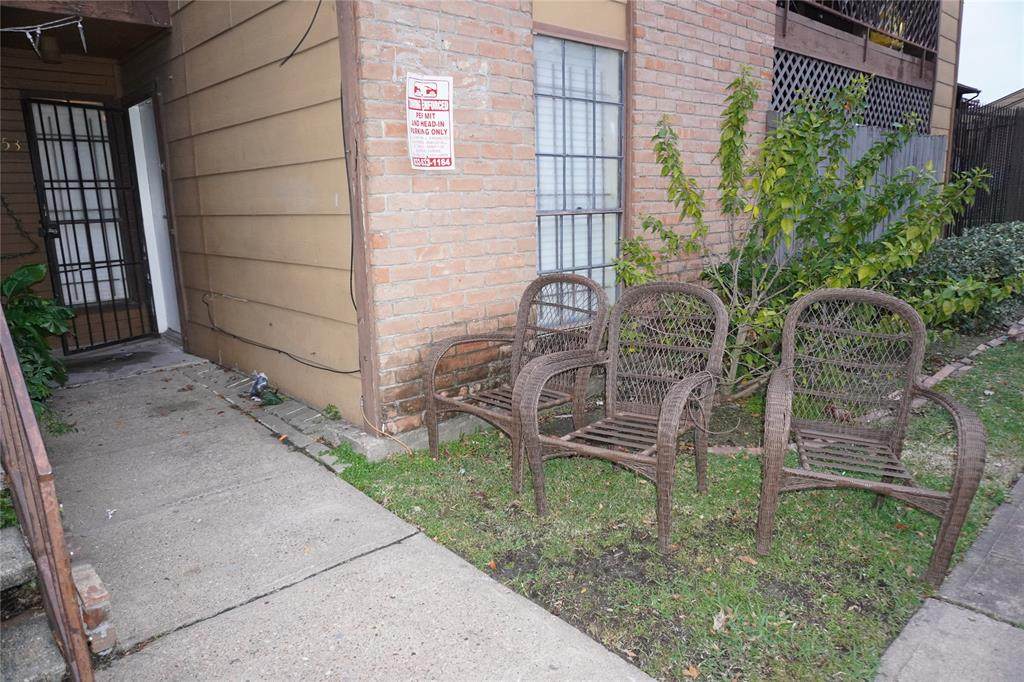 9090 Braeswood Boulevard - Photo 1