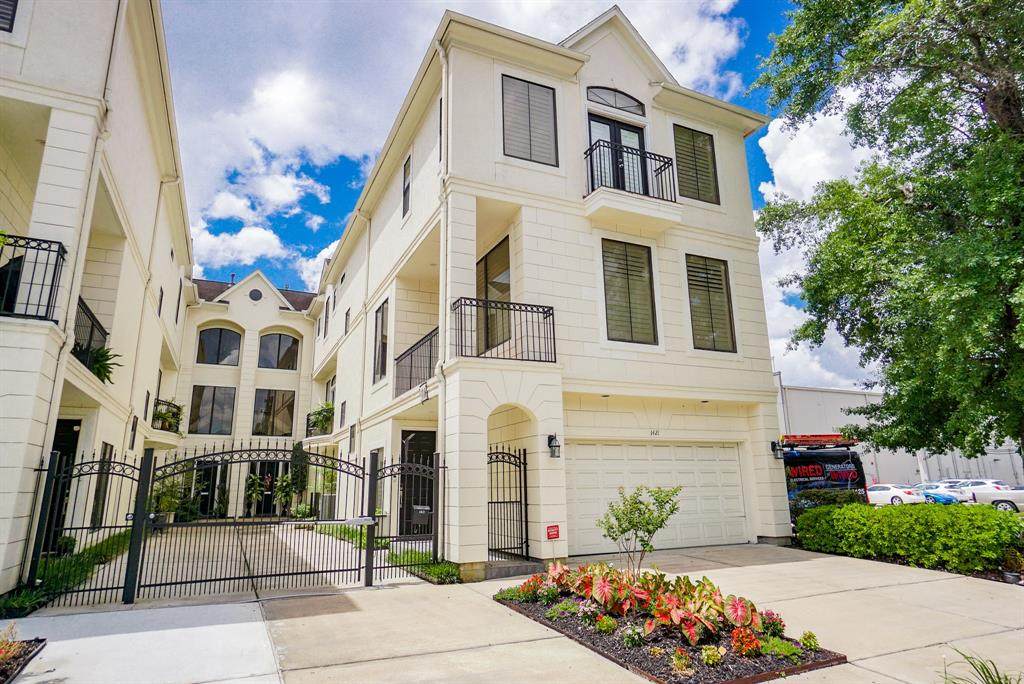 1421 Clay Street - Photo 1