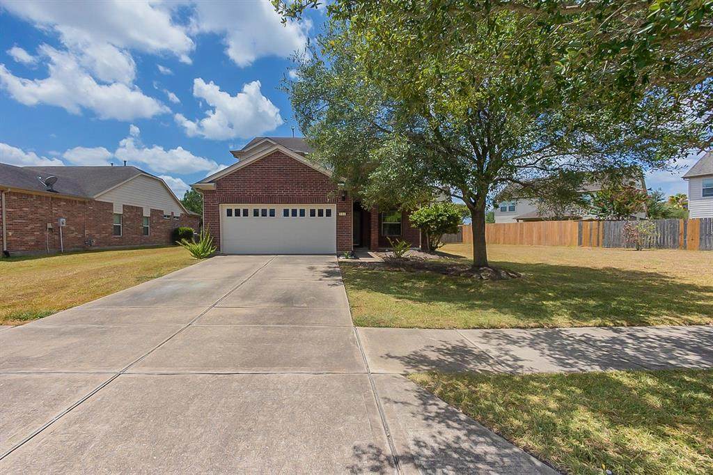810 Butterfly Lane - Photo 1