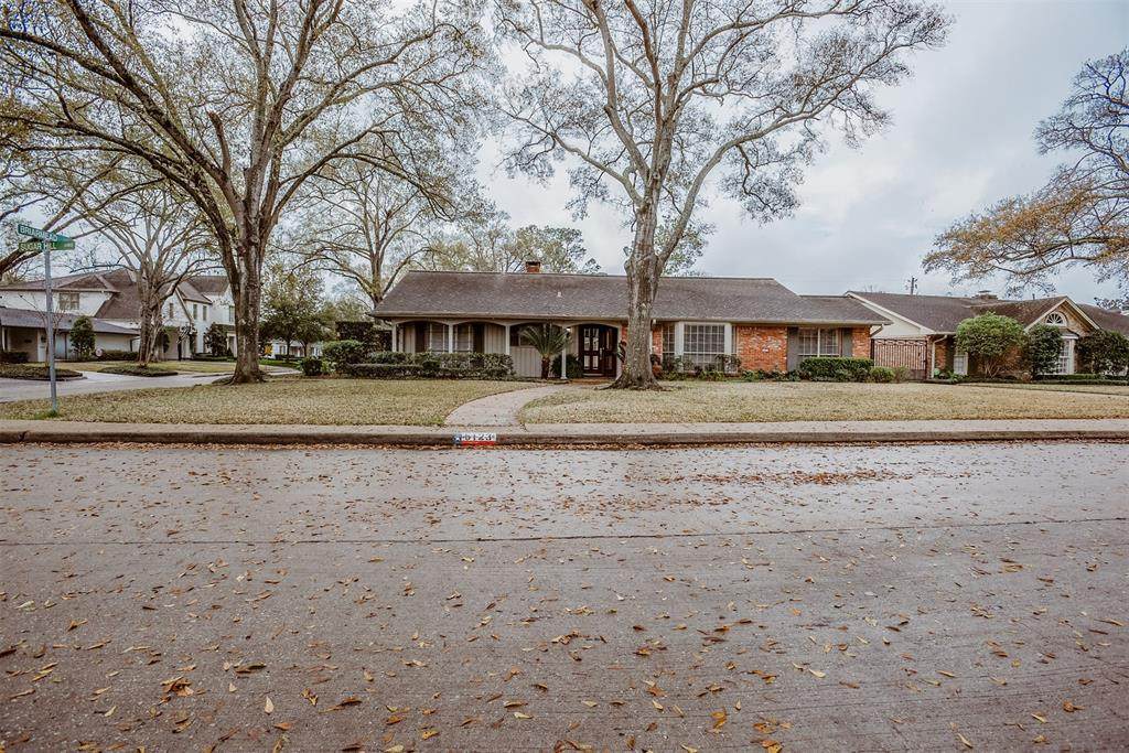 6123 Sugar Hill Drive - Photo 1