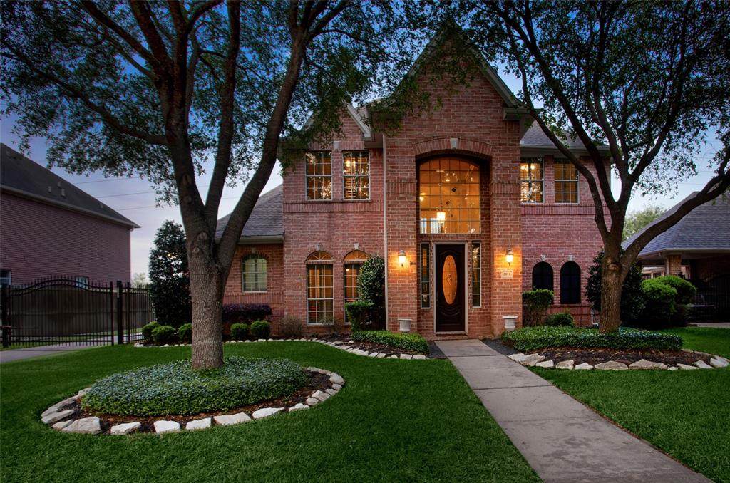 2011 Foreland Drive - Photo 1