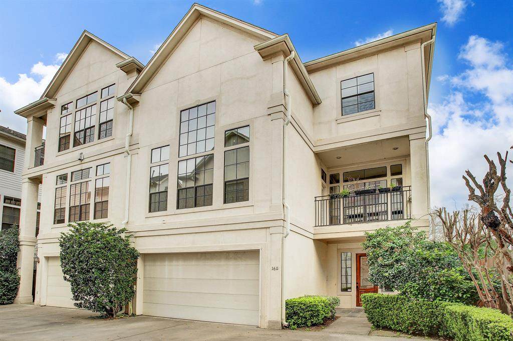 1611 Mcdonald Street - Photo 1