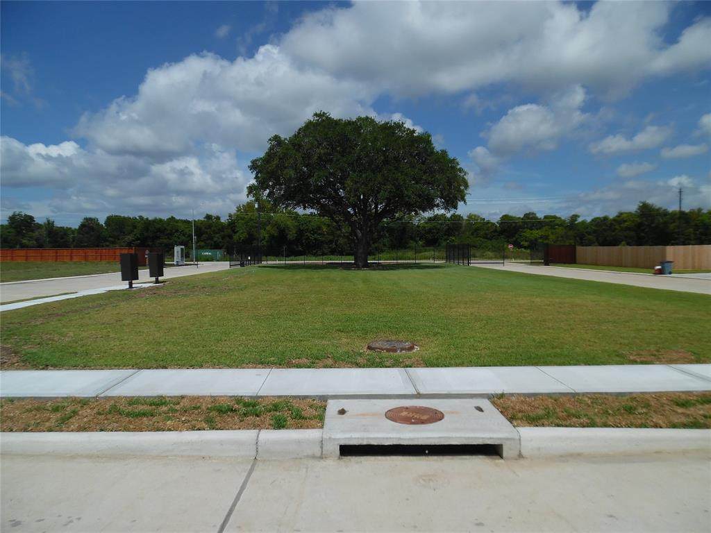 3116 East Tower Circle - Photo 1