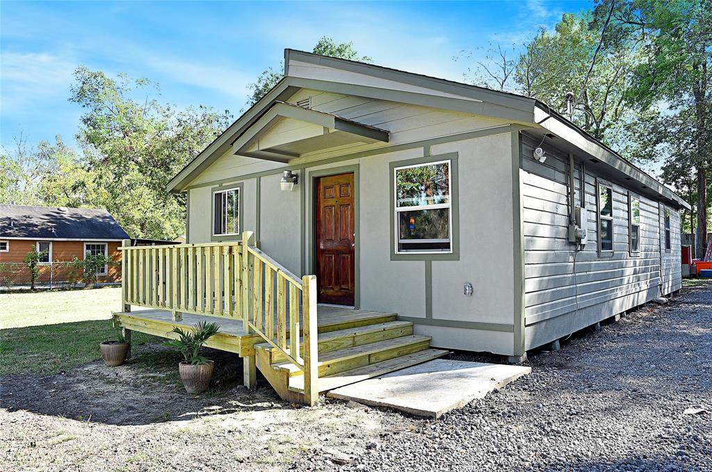 2430 Trenton Road - Photo 1
