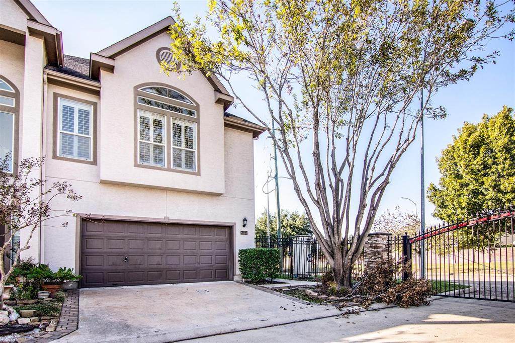 1402 Baldwin Square Drive - Photo 1