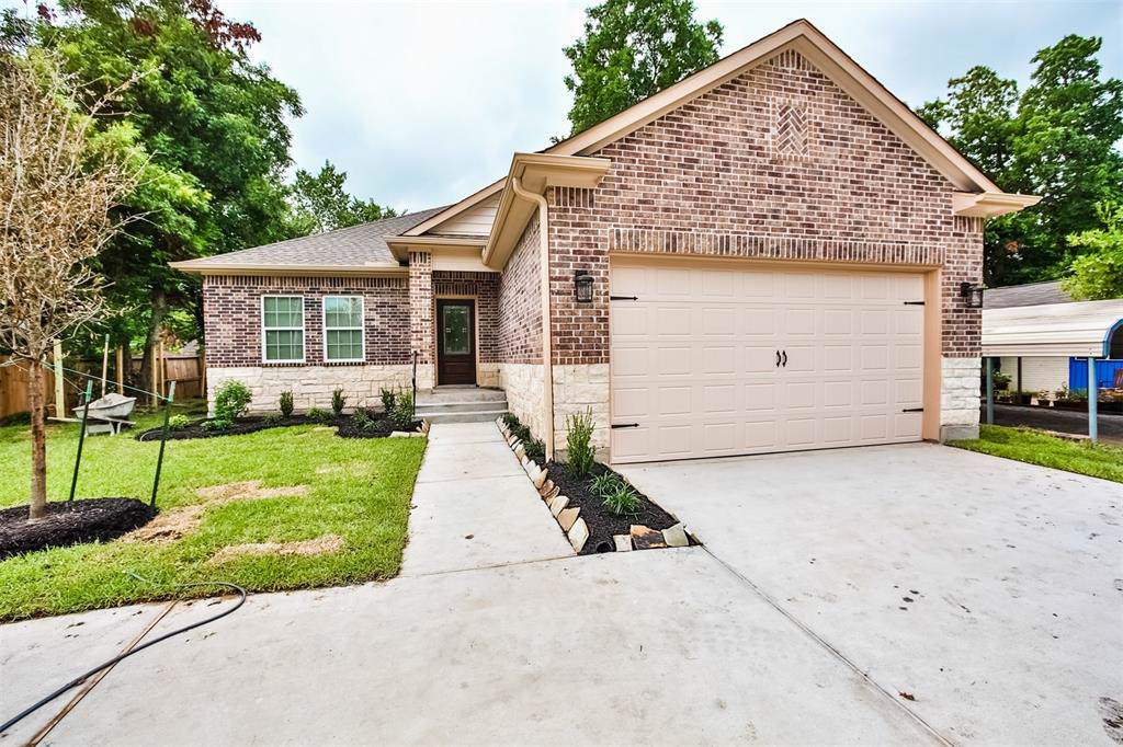 610 Edgebrook Drive - Photo 1
