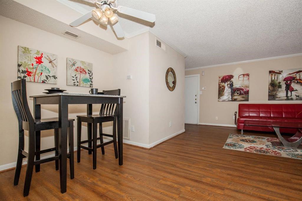 9801 Meadowglen Lane - Photo 1