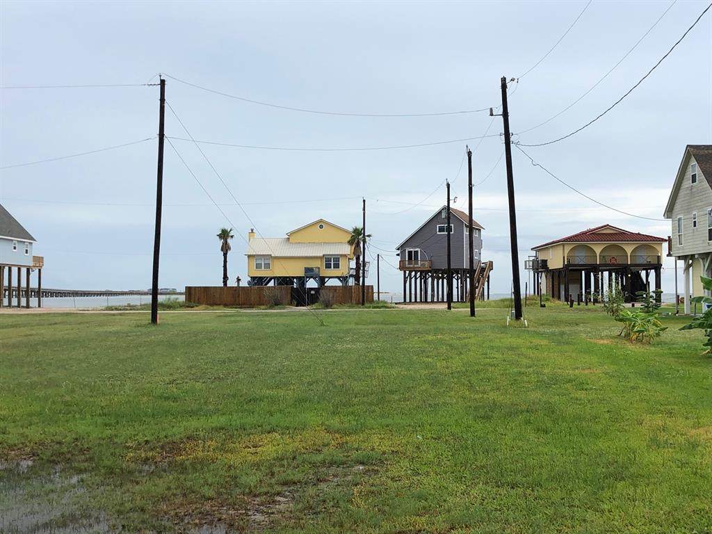 000 Jolly Roger Drive - Photo 1
