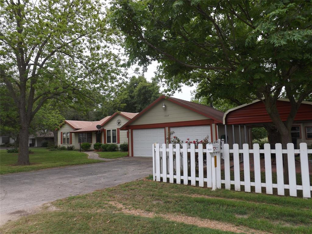 1649 Texana Street - Photo 1